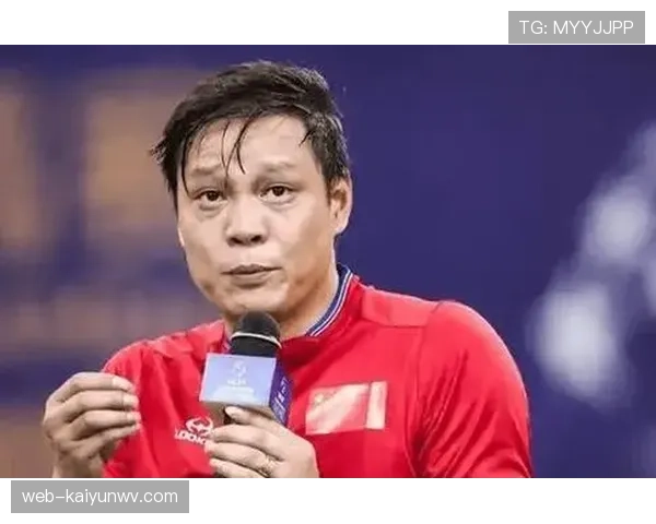 范志毅高位逼抢如何重塑防线？边后卫进攻角色的战术跃升解析